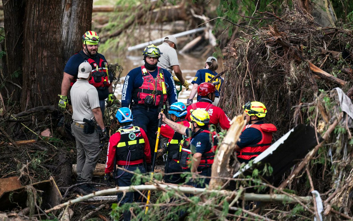 DFR_Economics's tweet image. ❌Politicizing tragedy wins headlines but doesn't prevent future loss of life.
❌No one can credibly blame Trump or weather service for Texas tragedy.
❌Nature is unpredictable and mistakes or luck can play critical role in survival.
telegraph.co.uk/us/comment/202…