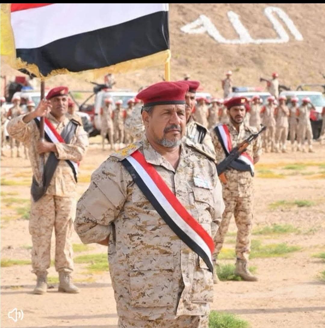 العميد عبدالله زايد .
هذا البدع ،، كيف المختم ؟؟؟؟؟