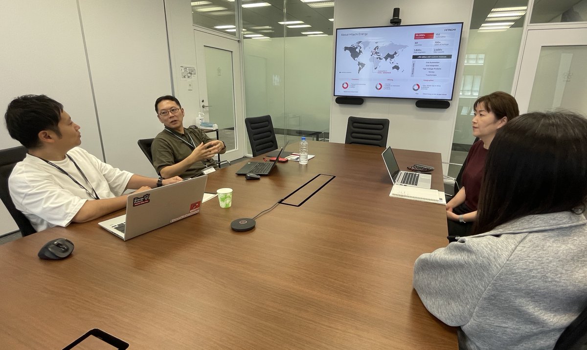 HitachiEnergyJP's tweet image. 日立エナジージャパンのコミュニケーション担当者と渉外担当者の合同勉強会を開催しました!✍
普段は異なるステークホルダーを対象に情報発信や事業プレゼンス向上に寄与する活動を行う両部門ですが、お互いの活動から学びや今後の活動に向けたアイディアを得られる貴重な場となりました✨…
