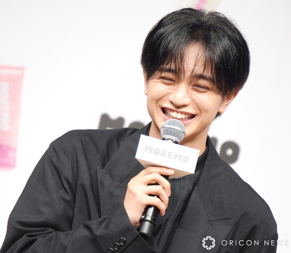 中島健人、生配信でファンにサプライズ❗️ プロ意識感じるエピソード