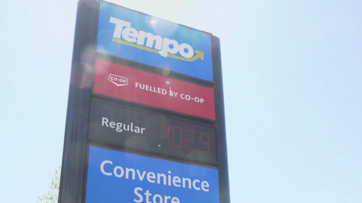 CTV News Calgary (@ctvcalgary) on Twitter photo Some Calgary drivers were the lucky few, as a short-lived gas price war saw some stations drop their prices to nearly a dollar per litre. <a href="/CTVJKanygin/">Jordan Kanygin</a> has more. #yyc #calgary ctvnews.ca/calgary/video/… Some Calgary drivers were the lucky few, as a short-lived gas price war saw some stations drop their prices to nearly a dollar per litre. <a href="/CTVJKanygin/">Jordan Kanygin</a> has more. #yyc #calgary ctvnews.ca/calgary/video/…