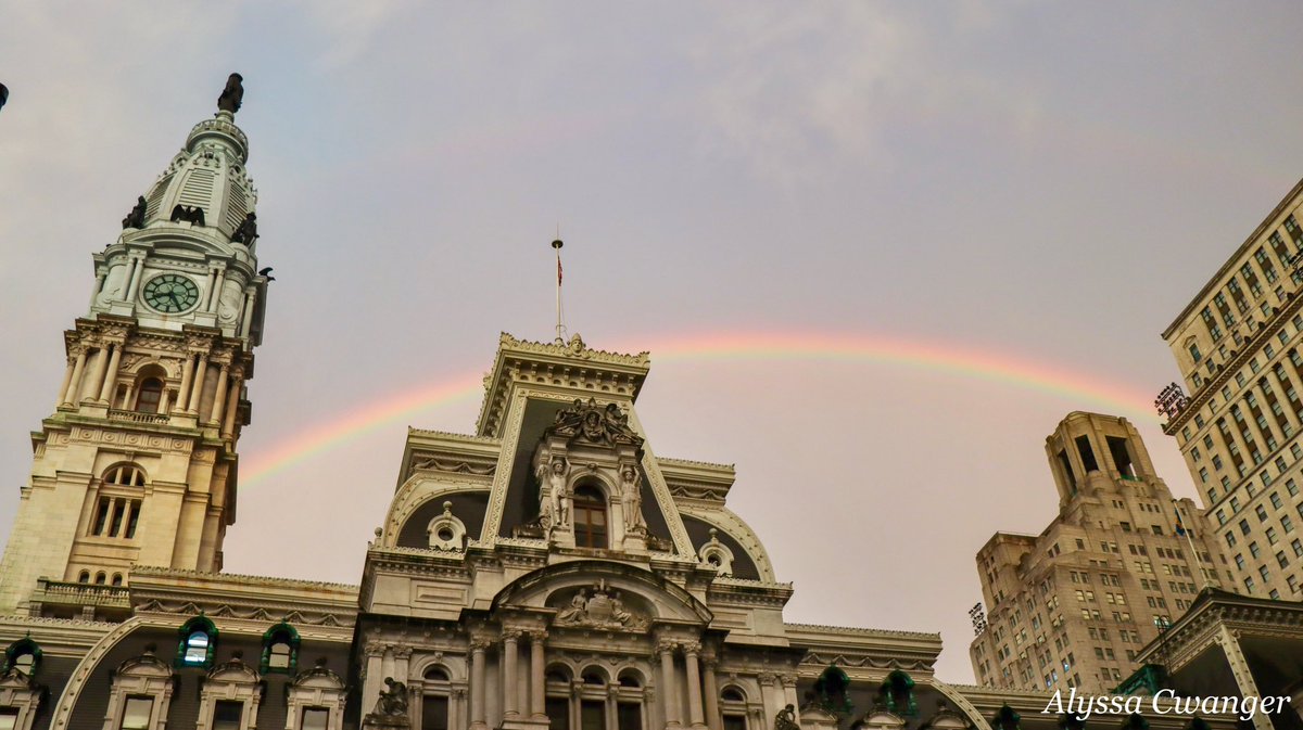cwanger_alyssa's tweet image. A double rainbow at sunset tonight above Philadelphia City Hall! @6abcWeather @ccdphila @PhiladelphiaGov @visitphilly @discoverPHL @philartdotnet @CecilyTynan @6abcadamjoseph @PaytonDomschke @PHLVisitorCntr @CanonUSA @CityofPhila