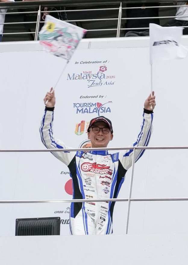 8/30の走行会にはMr.シンデレラボーイもご来場されます！

S耐24時間優勝！
GTデビュー表彰台！！
ラジコン世界チャンピオン！！！

自分の走りも俯瞰で見てるそうです。

是非その速さの秘密を座学で聞いてみてください😊

まだまだ枠も空いてます！
お待ちしてます🙇‍♂️
forms.gle/Cu1oRNBzv9FEPt…