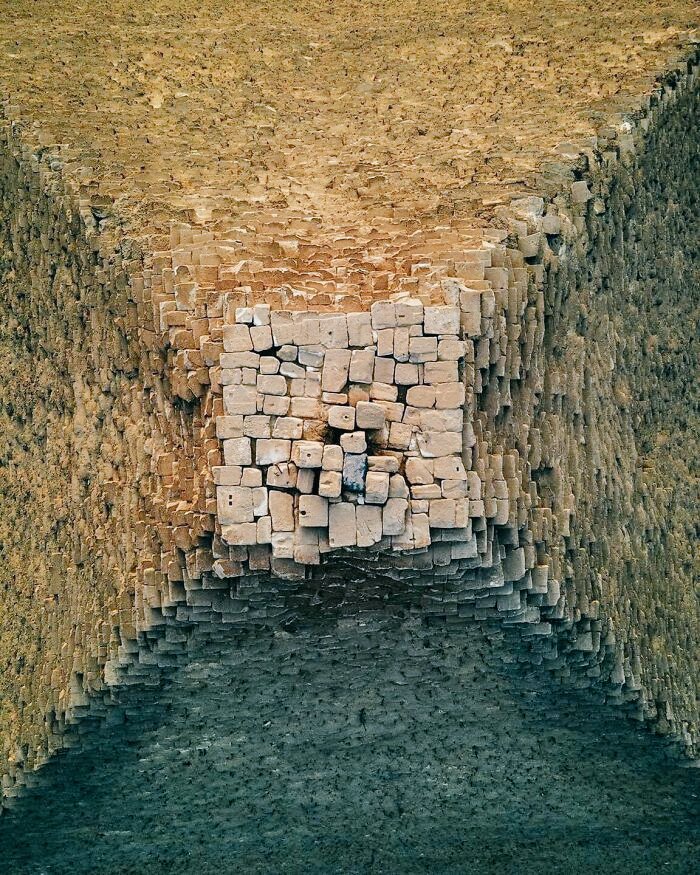 Lismarblue's tweet photo. Hilo Para los amantes de la historia

1. La cima de la Gran Pirámide de Giza, Egipto. https://t.co/jSbmZbYeP3
