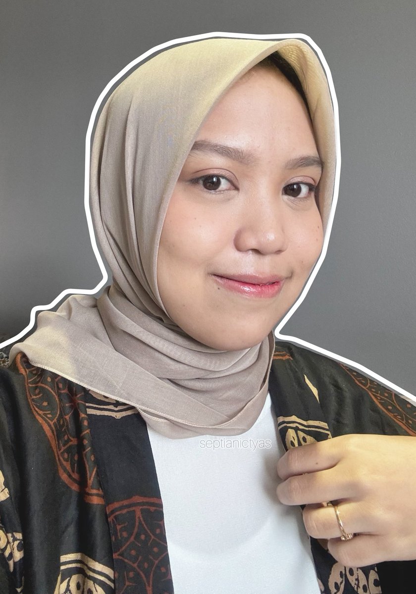 septianictyas's tweet photo. Produknya:                     Hasilnya: https://t.co/tpFdRHkKnR