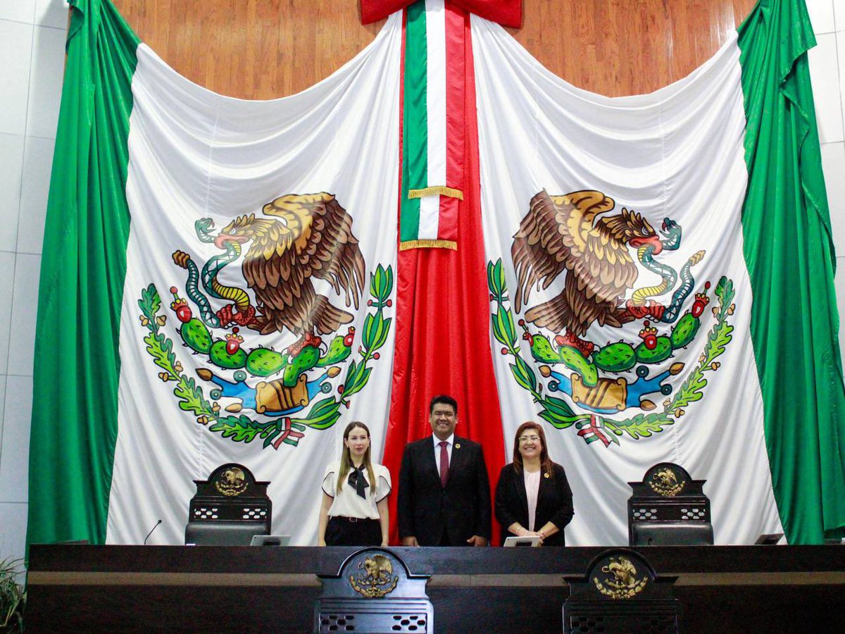 #Infórmate 👇🏻
Te compartimos la galería fotográfica 📸 de la Sesión Pública y Extraordinaria celebrada el día de hoy. #Tamaulipas #Legislatura66 
➡️ facebook.com/share/1AChNnCs… 
👩🏻‍💻👨🏻‍💻