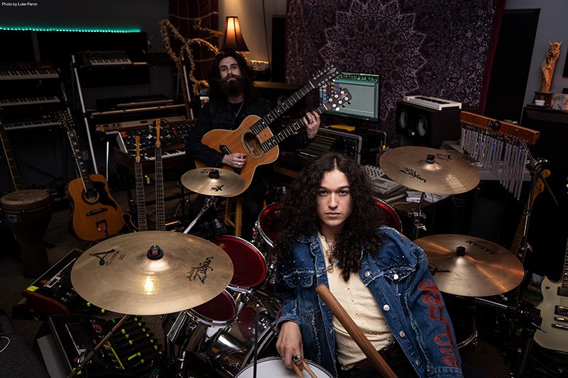 SPILL NEW MUSIC: CANADIAN PROGRESSIVE ROCK DUO CROWN LANDS SIGN WORLDWIDE DEAL WITH INSIDEOUTMUSIC | LAUNCH ‘RITUAL I’
spillmagazine.com/98967

#news #newmusic #band #rock #bluesrock #rockandroll #psychedelic #psychedelicrock #editorspick #toronto #oshawa #ontario #canada 🇨🇦