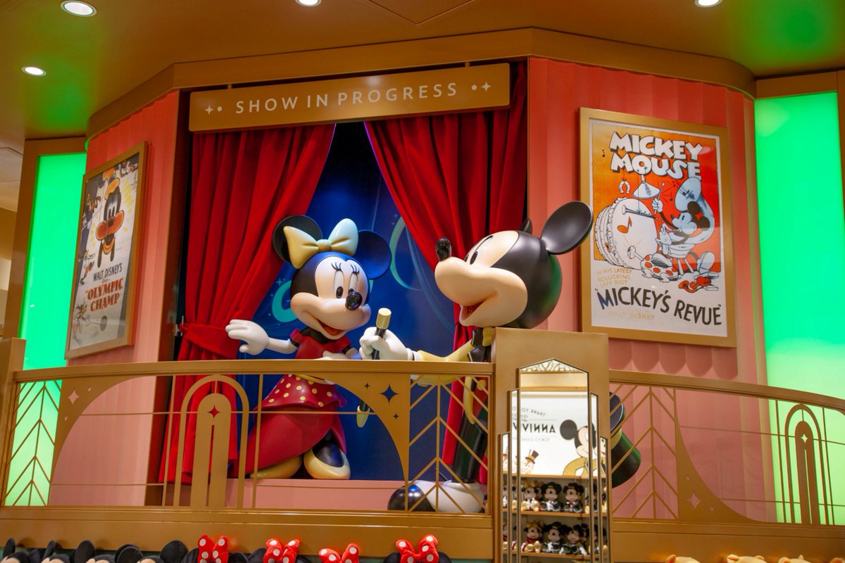 Disneystorejp's tweet image. #ディズニーストア 東京ディズニーリゾート店
リニューアルオープンしました✨
これからも
特別なひとときをお楽しみいただけるよう
キャスト一同、ゲストのみなさまをお待ちしております🎶
新たな魅力を探しに
ぜひ遊びにきてくださいね😊
