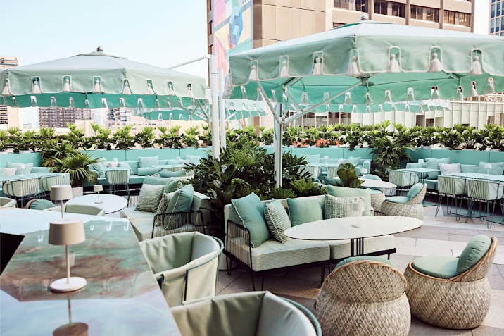 TOSocialMixer's tweet photo. Our Social Mixer returns - Ultra Restaurant  (2nd Floor Patio) - July 10 @ 7pm - Luma Events RSVP https://t.co/IHAtvqANKp  Bring Friends &amp; Business Cards.🍹📷#cityoftoronto #TOnews #torontolife #torontonightlife #torontoevents #yyzliving https://t.co/Cx0ciP2eMk