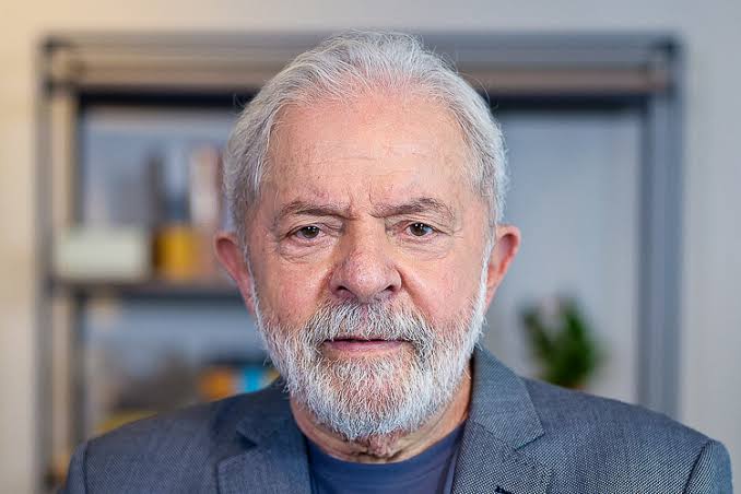 🇺🇲 🇧🇷 🇵🇪 | Lula criticizes Trump for 'interference' in Brazil, but grants asylum to Nadine Heredia, convicted of corruption, and uses the FAB to fetch her, defying Peruvian justice. Hypocrisy or selectivity?