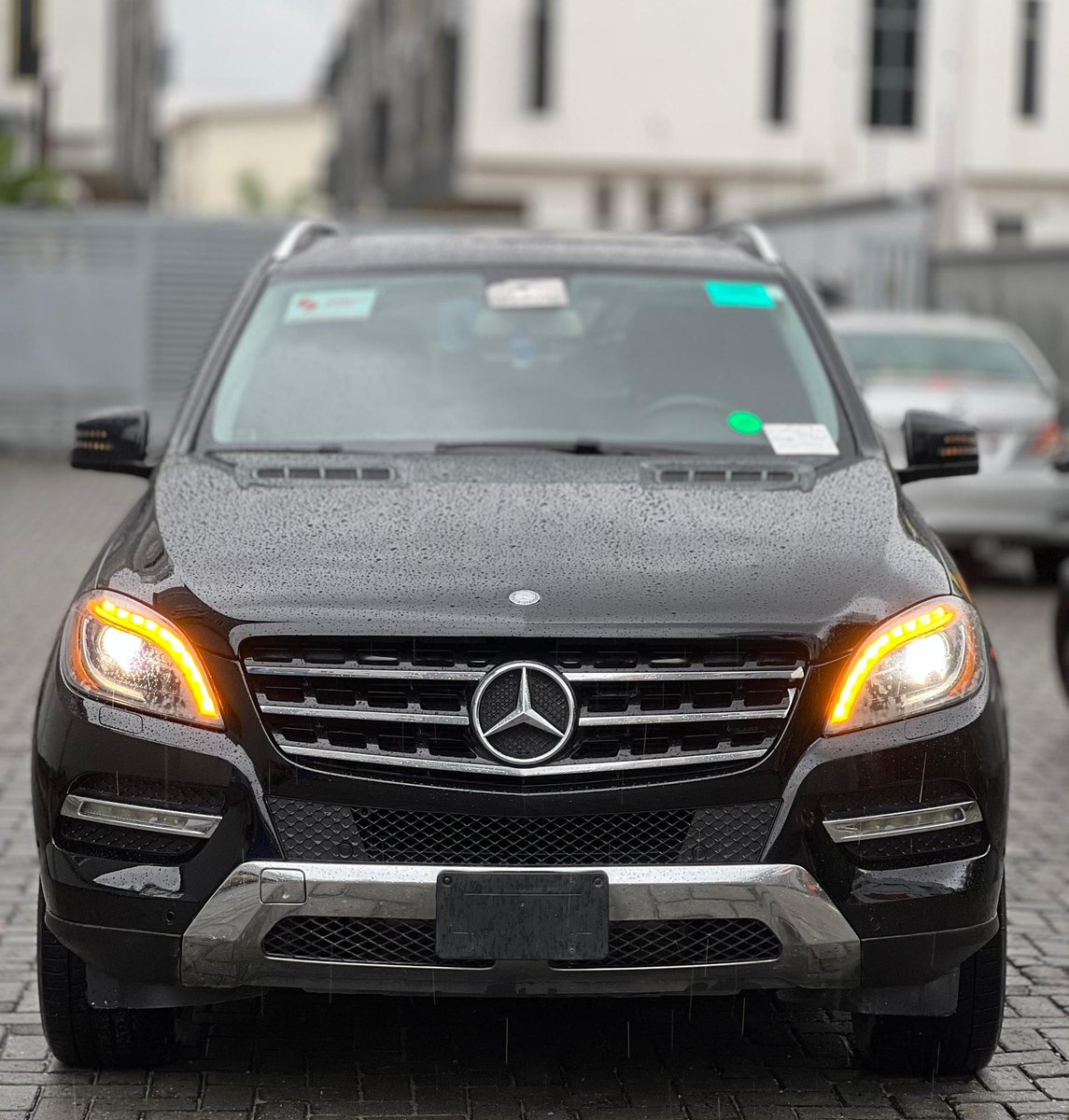 2013 Mercedes Benz ML 350 now available 
-Black on black Interior
🏷️: N29 million ($19k)
Contact for details 📥