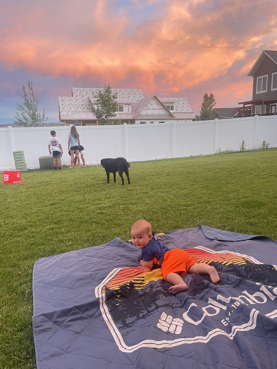 CoachKyleSamson's tweet image. Summer Nights!