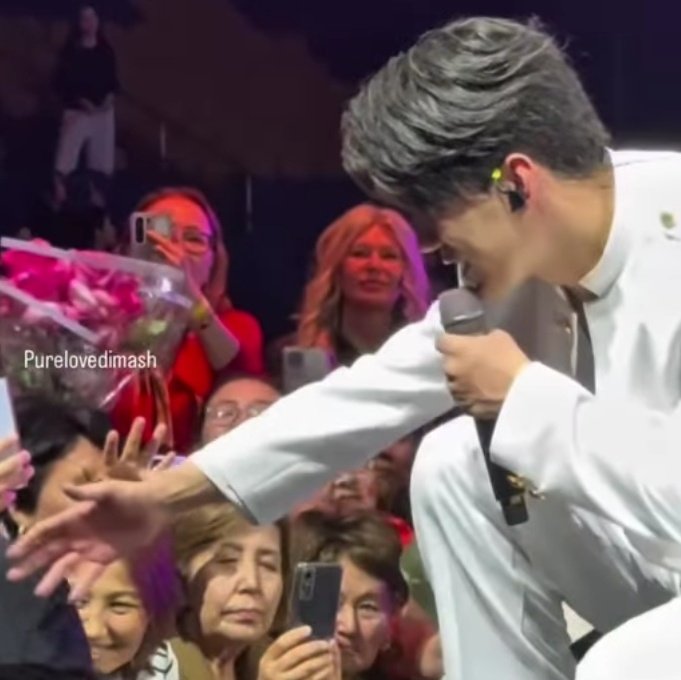Adelma (@adelma30513806) on Twitter photo 💕 #DimashQudaibergen is an Instrument of Peace and Unity, because his music and personality, make people from all around the World come together to enjoy him, and his songs. <a href="/dimash_official/">Dimash Qudaibergen</a> 🌹🌼🌹 💕 #DimashQudaibergen is an Instrument of Peace and Unity, because his music and personality, make people from all around the World come together to enjoy him, and his songs. <a href="/dimash_official/">Dimash Qudaibergen</a> 🌹🌼🌹