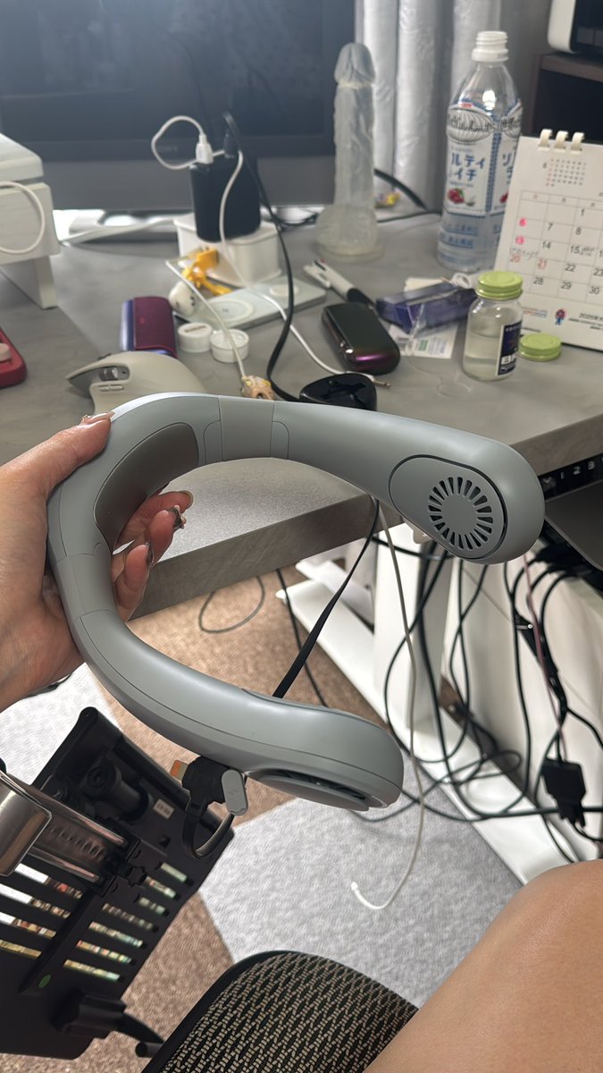 こいつのバッテリーが途中で無くなって首に熱い鉄ぶら下げて帰ってきた…死…