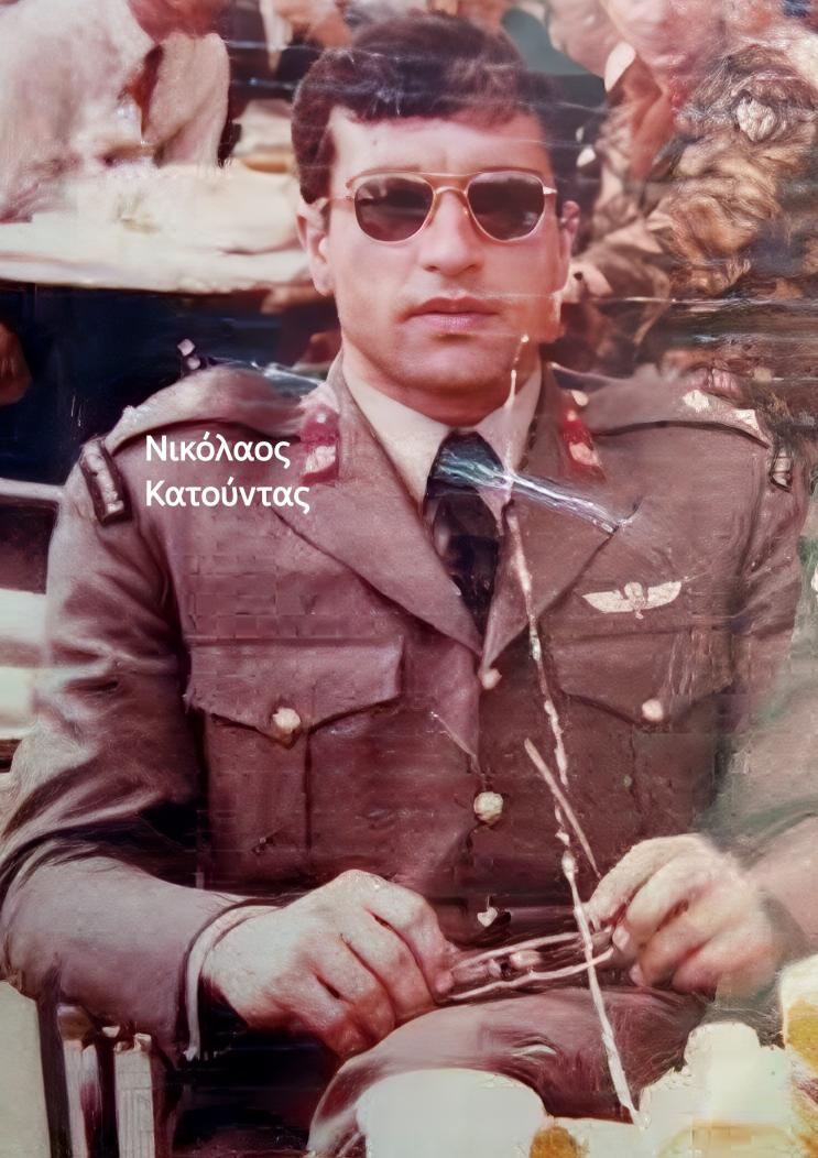 Cyprus_1960's tweet image. Ως Διοικητής του 31ου Λ.Κ. της 33ης Μ.Κ., πολέμησε στον Άγιο Ιλαρίωνα και Αγ. Γεώργιο της Κυρήνειας τον Ιούλιο του 1974 και αντιμετώπισε μαζί με τους στρατιώτες του, το καίριο βάρος των Τούρκων εισβολέων.
Το «Λιοντάρι της Κυρήνειας», όπως τον αποκαλούν, έδωσε άνισες μάχες.