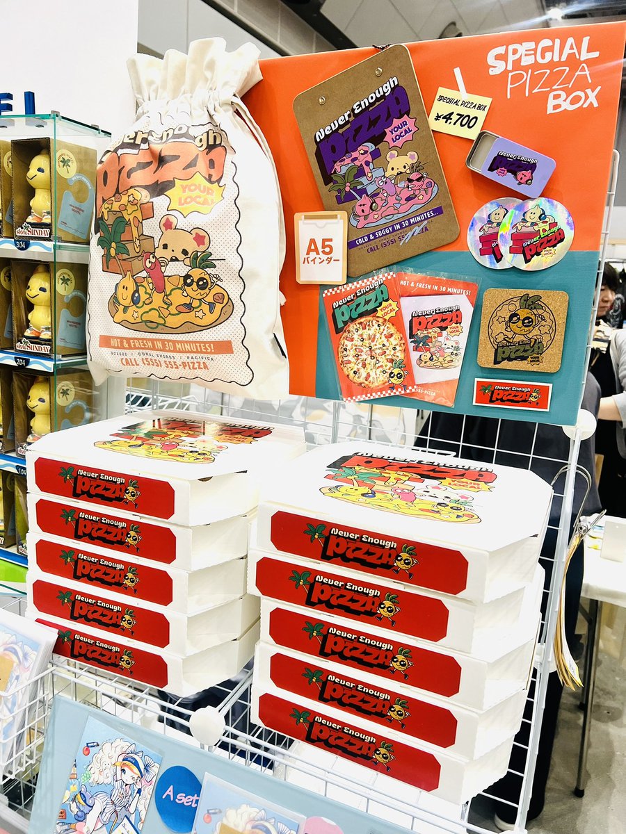 REO_spikee's tweet image. 📢通販でグッズご購入のみなさま

イベント終了いたしましたので今週中にアイテム発送いたします📦💨
今しばしおまちください🙇‍♀️

またスペシャルピザボックス、また通販にて在庫復活しております！
残り僅かですがデザフェスで気になってたよ！という方がいればよろしくお願いします☺️…
