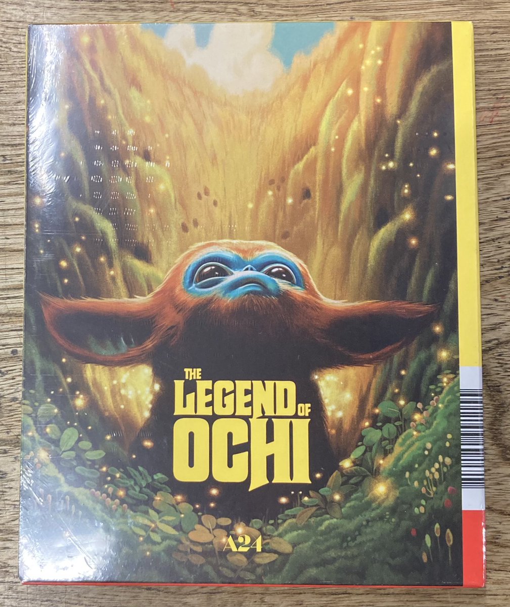 新入荷】A24制作。〈オチ〉と呼ばれる森の奇妙な動物の赤ちゃんを拾っ