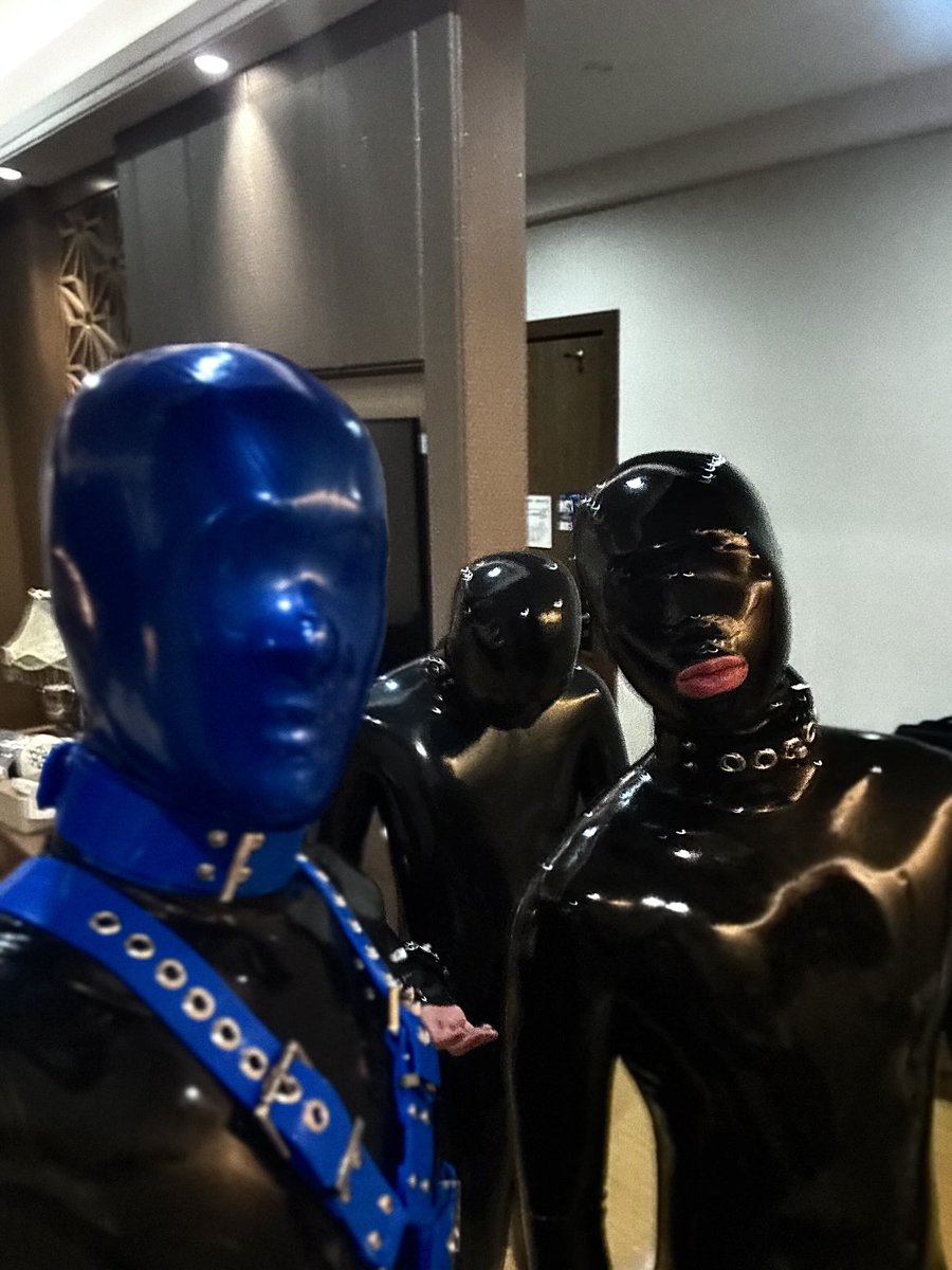 杭州周末有… 乳胶贴贴的吗👉🏻👈🏻卡颜卡身材😗（bushi… 想当无脑乳胶玩偶了😗 #rubber  （正好透明硅胶衣也到了，试试