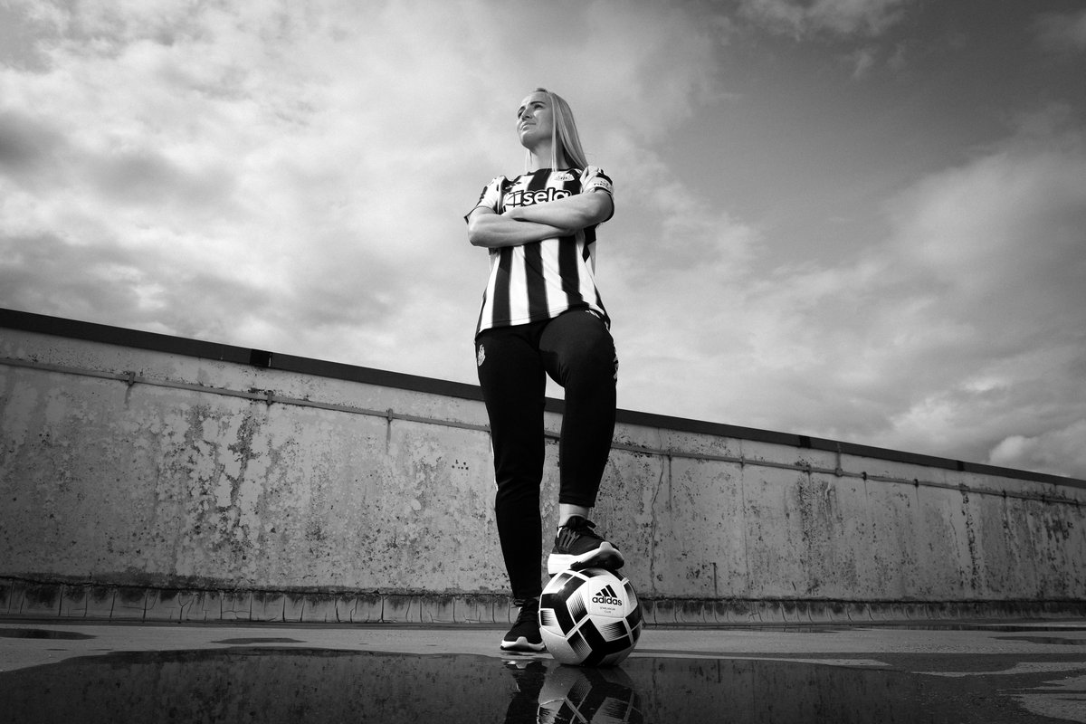 On the ball in black &amp; white ⚫⚪