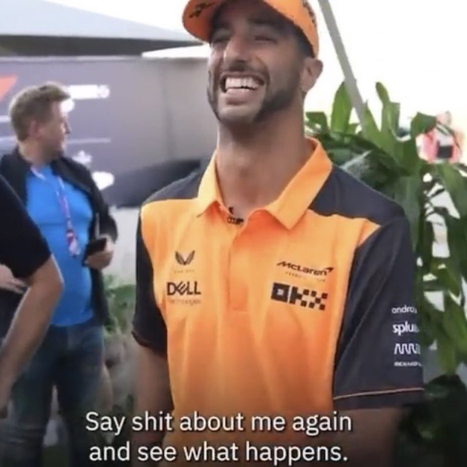 sadlyjustj's tweet image. live reaction to the news