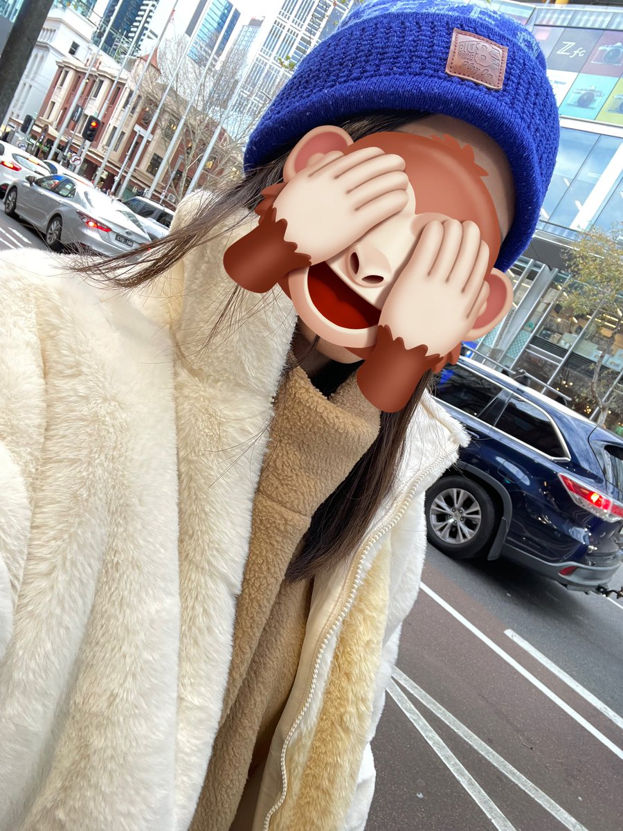 AllyChang8's tweet photo. Hi city, long time no see 👋

My boots so dirty 😳😳 https://t.co/fs9hrC5Eez