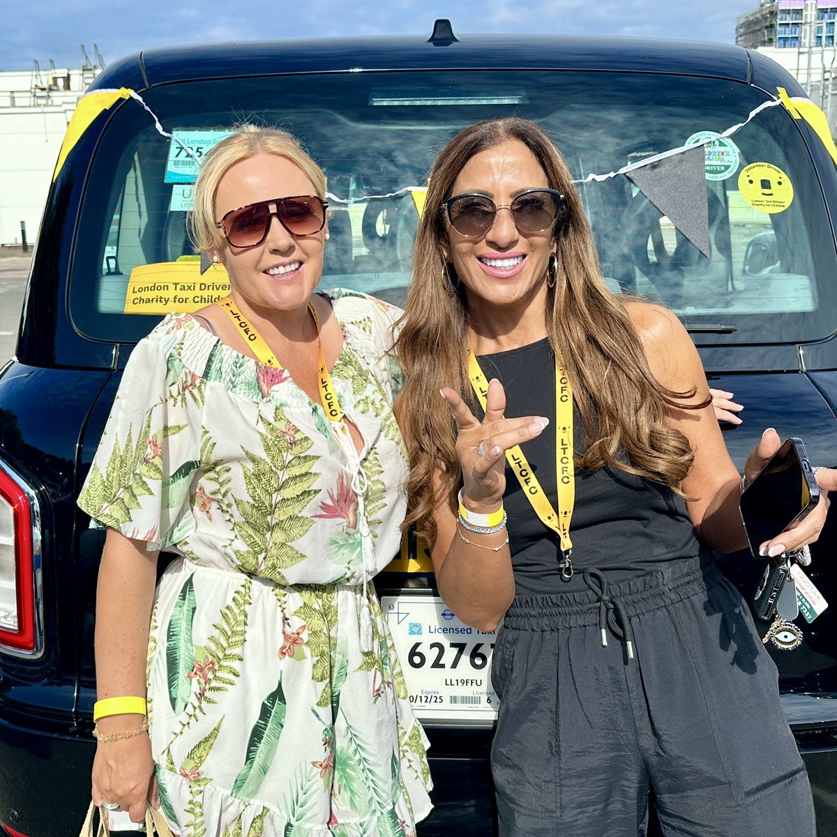 SEAN PAUL DAY (@seanpaulday) on Twitter photo Well done to ALL the wonderful taxi drivers taking kids to the zoo today.
<a href="/LTCFC1928/">LTCFC</a> <a href="/londontaxi_pr/">LondonTaxiPR</a> <a href="/TfLTPH/">TfL Taxi & Private Hire</a> <a href="/LBC/">LBC</a> <a href="/GBNEWS/">GB News</a> Well done to ALL the wonderful taxi drivers taking kids to the zoo today.
<a href="/LTCFC1928/">LTCFC</a> <a href="/londontaxi_pr/">LondonTaxiPR</a> <a href="/TfLTPH/">TfL Taxi & Private Hire</a> <a href="/LBC/">LBC</a> <a href="/GBNEWS/">GB News</a>