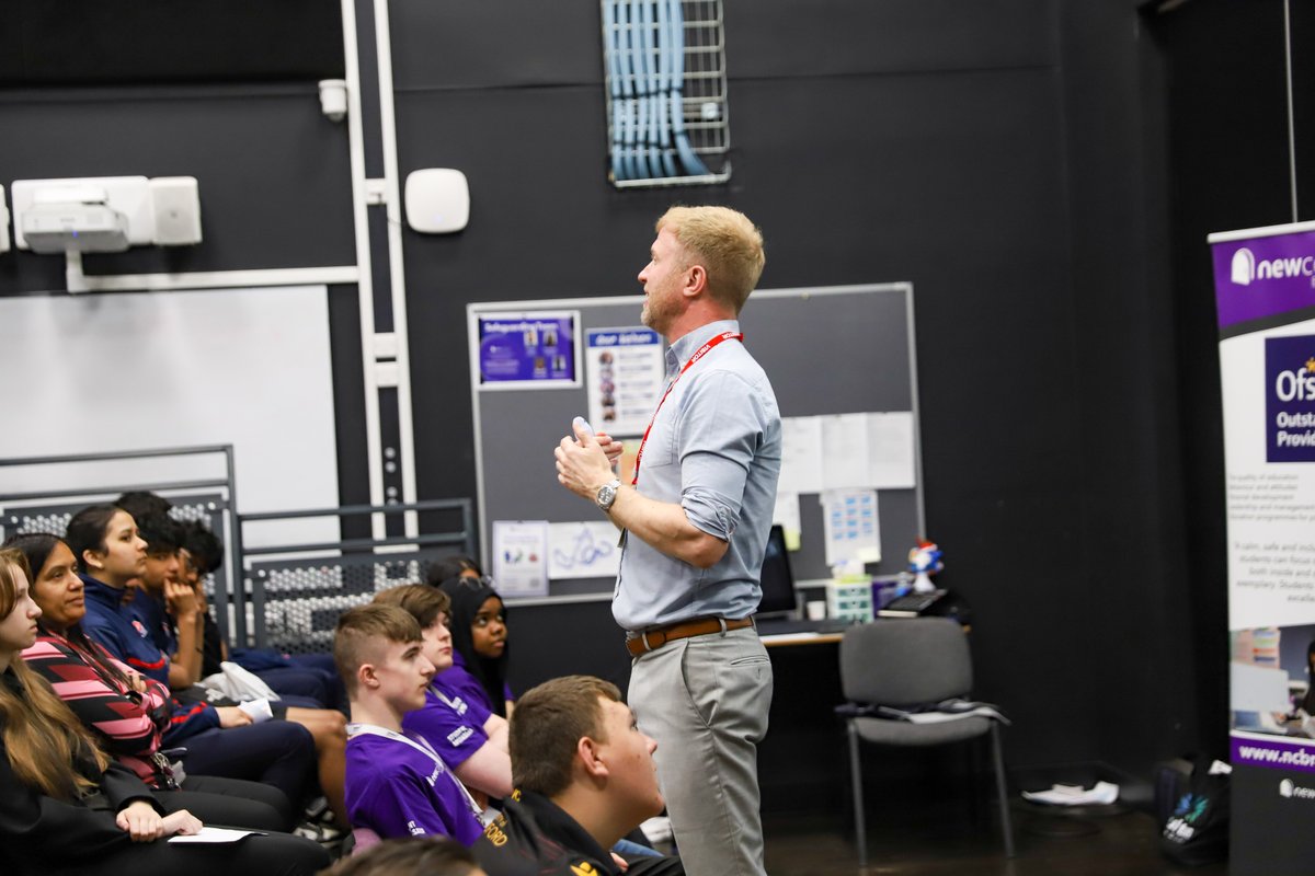 NewColBradford's tweet image. Today is our Festival of Progression, where students from schools across the area come into college to take part in a variety of exciting activities! A big thank you to Adam Corbally for delivering a motivational talk to get everyone wide awake and raring to go 💪