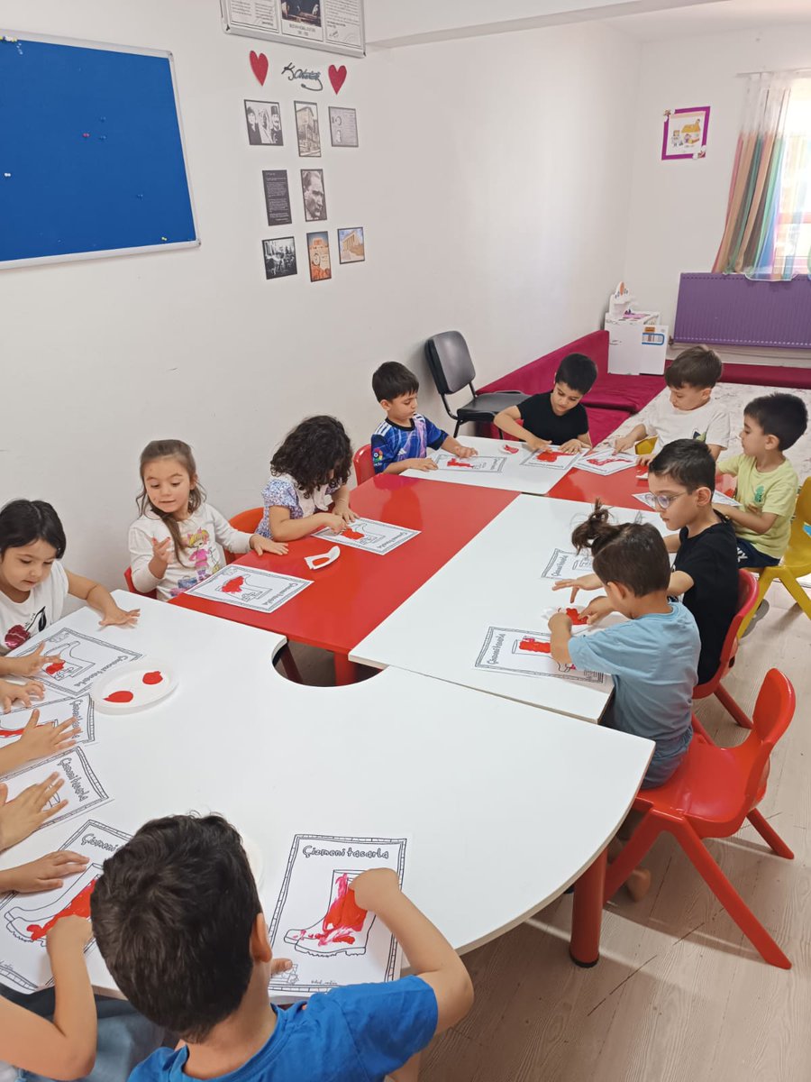 Yaz Anaokulumuz başladi ☀️🎉
Destekleri için <a href="/mehmeteminduya1/">Mehmet Emin DUYAN</a>  teşekkür ederiz.
Minik kalplerin öğrenme yolculuğu başladı!

#YazAnaokulu #EğitimdeBirlikte #MutluÇocuklar