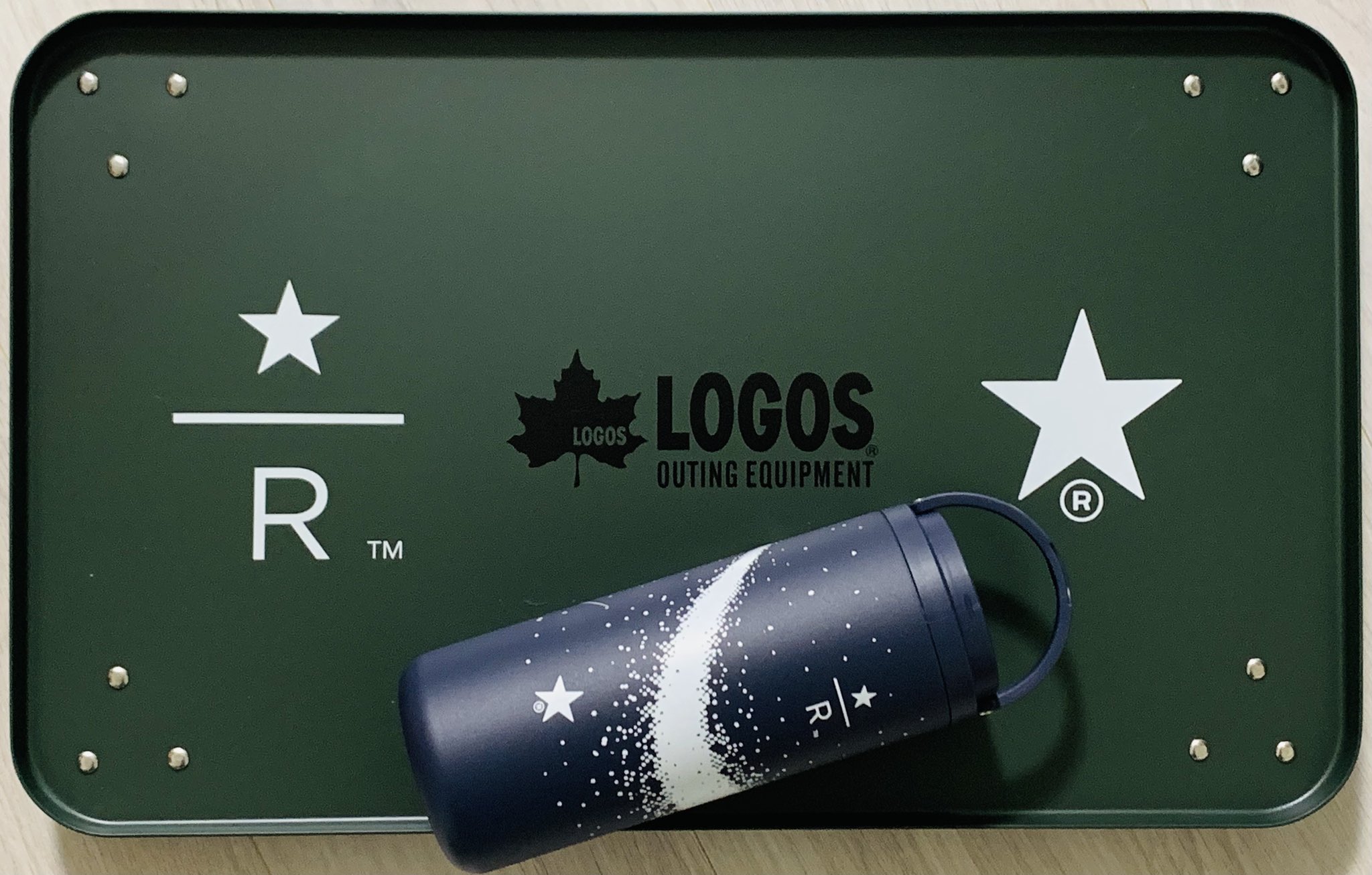 スタバ コンバース CONVERSE TOKYO アウトドアローテーブル STARBUCKS / CONVERSE TOKYO アウトドアローテーブル(CONVERSE