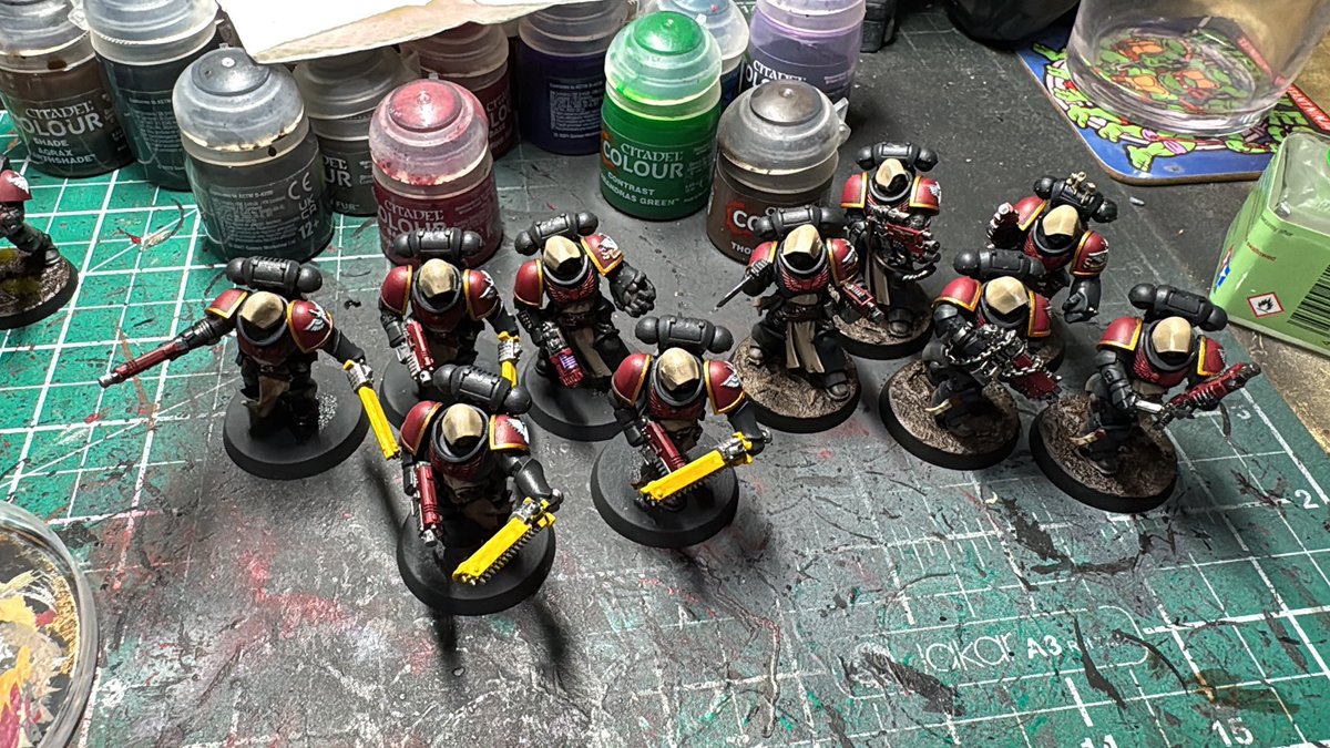 Really enjoyed building Battleline as part of #projectHood for my #DarkAngels.  The codex art showing everyone in robes and hoods was something I couldn’t shake. So now The Brotherhood of Redemption matches! What’s your favourite kitbash in your army?  #40k #warhammercommunity