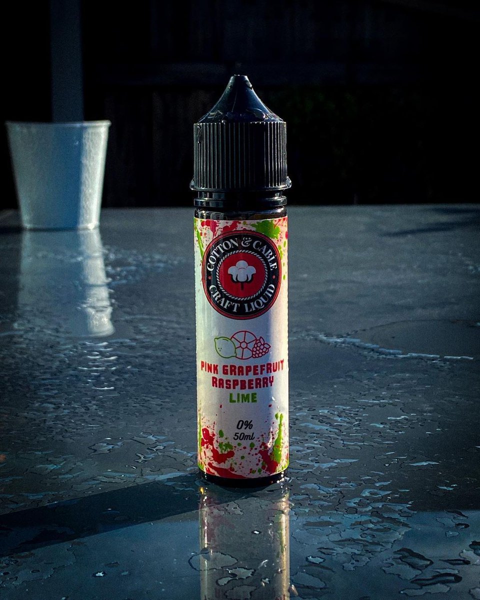 Our Pink Grapefruit Raspberry Lime provides summer vibes all year round, grab a bottle today! 🌞