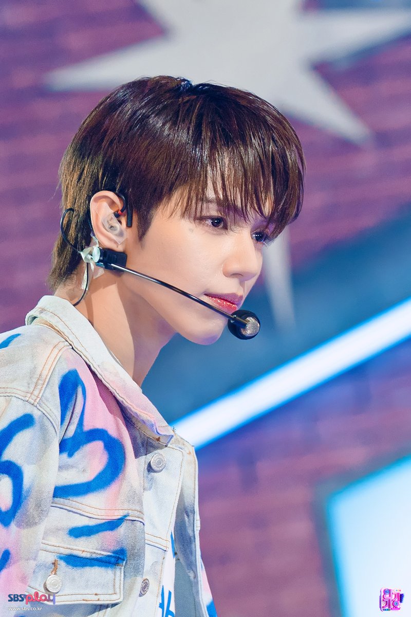 📸250706 인기가요 #현장포토

🌟아홉 데뷔🌟

평점: 250701/10

소인이 본 결과 정말 좋았소이다.
'그곳에서 다시 만나기로 해'는 KPOP 명곡이오. 
아홉 빛깔 다채로운 현장포토를 적극 추천하오.

MORE🔗programs.sbs.co.kr/enter/gayo/vis…

#Inkigayo #아홉 #AHOF #그곳에서다시만나기로해 <a href="/AHOF_official/">AHOF</a>