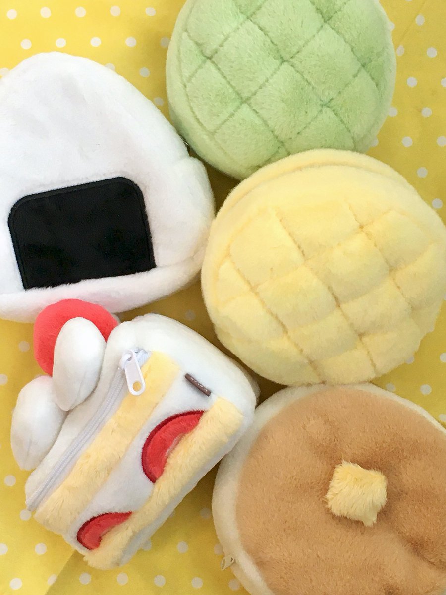pashoppashop's tweet image. 。*✧∘*☆NEW*✧∘*☆
신상입고
-수플레 팬케익 파우치
-메론빵(연두) 파우치
-메론빵(노랑) 파우치
-오니기리 파우치
-딸기초코 파우치
-딸기쇼트케이크 파우치
-날개 지갑
캇제 작가님의 신상 입고되었습니다!
파샵 오프라인 매장에서 만나보실 수 있습니다