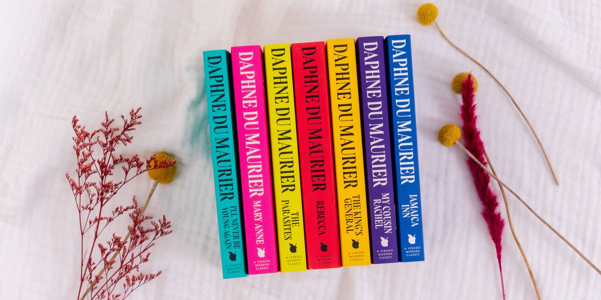 ViragoBooks's tweet image. Our #ComingOfAge collection alongside ๐ฑ๐ฆ๐ญ๐ช our #DarkRomance collection ๐ฏ๏ธ๐ฅ๐ฐ๏ธ โ๏ธ and my, don't the spines look pretty all together?
๐ Mary Anne
โต๏ธ I'll Never Be Young Again
๐ญ The Parasites
Our #ComingofAge collection publishes 24th July 2025.
#DiscoverduMaurier