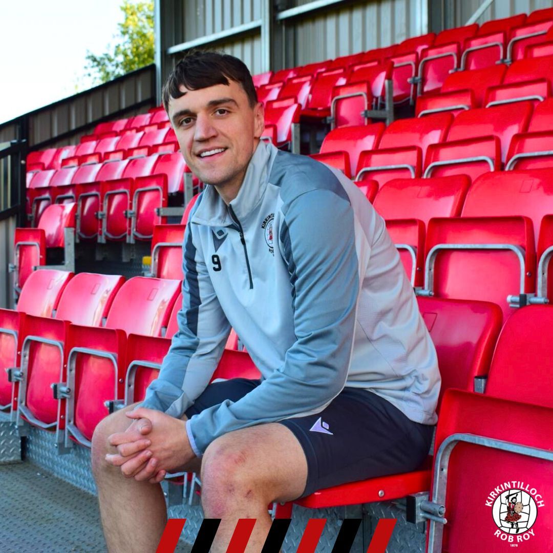 KirkyRobRoyFC's tweet image. First up...

Kirkintilloch Rob Roy are delighted to announce the signing of Scott Jarvie ⚡

The 31 year-old striker is John Gibson's third new singing this summer, signing from Rutherglen Glencairn. He has already worked with the manager at Blantyre Victoria

#OurHome #MonTheRoy