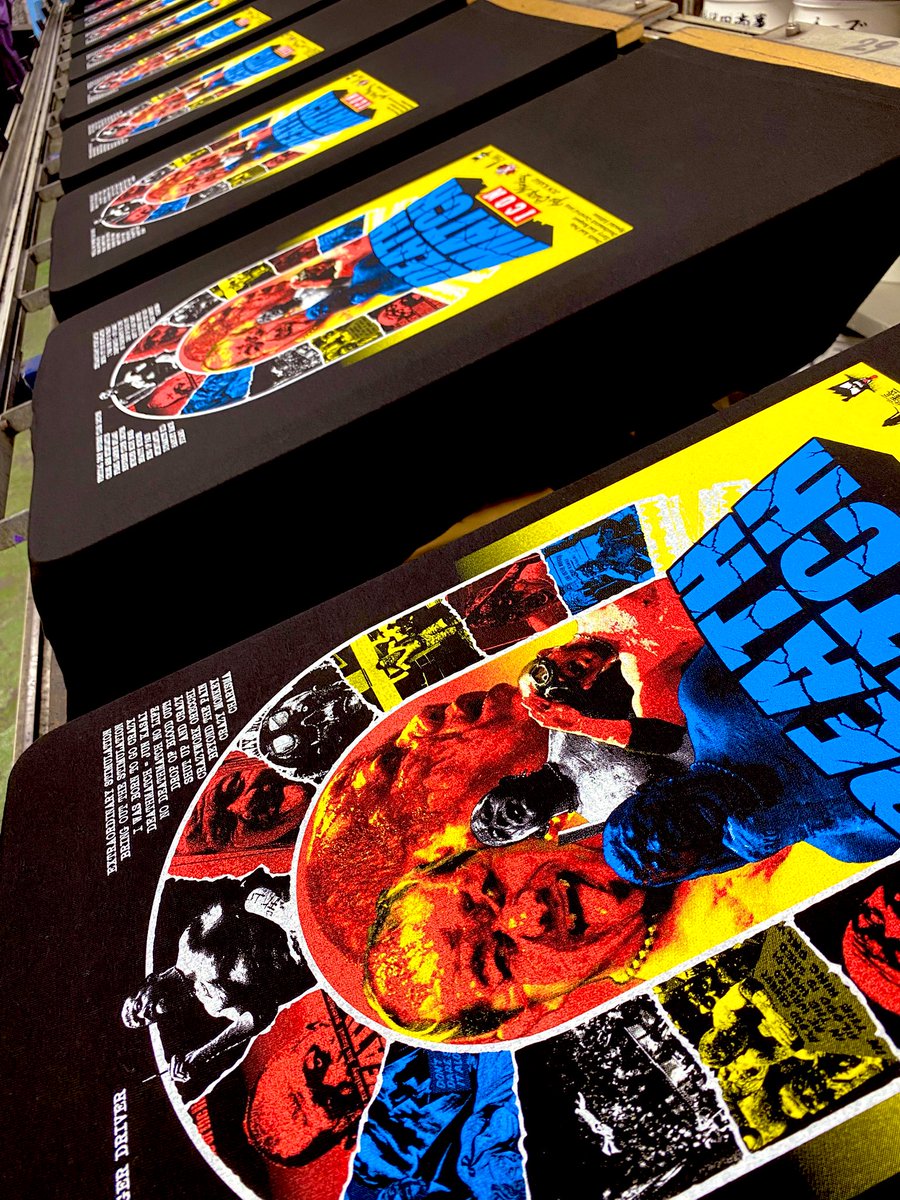 いよいよ明日 #pw_freedoms 葛西純プロデュース興行デスマッチカーニバル開幕！

新作葛西純デスマッチアイコンTeeの他昨年爆売れした伊東優作狂蛸Teeや竹田誠志Bloody over Tee新カラー等明日に向け導入！
他にワタクシが手掛けたアイテムあるかと思うので是非売店でチェックを
#宜しくお願い致します