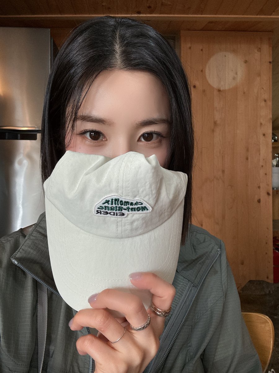 [🎥] 통영에 이런 곳이 있다고?🏞️ 안개가 걷히자 드러난 기막힌 풍경🫢ㅣ아이더샬레 EP.6 (출처 : 아이더 EIDER | YouTube) 

▶ youtu.be/mNjsYrV1KUk?si…

#권은비 #KWONEUNBl
#아이더샬레