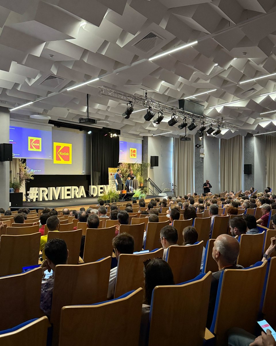 Day two at Riviera Dev 2025! 🌞 
Let's kick off the day with "The Cost of Inaction" keynote by our CEO Nicolas Leroux and Quentin Adam of CleverCloud.  
#RivieraDev #Lunatech #CleverCloud #TechConference #Governance #IT #Java #JVM