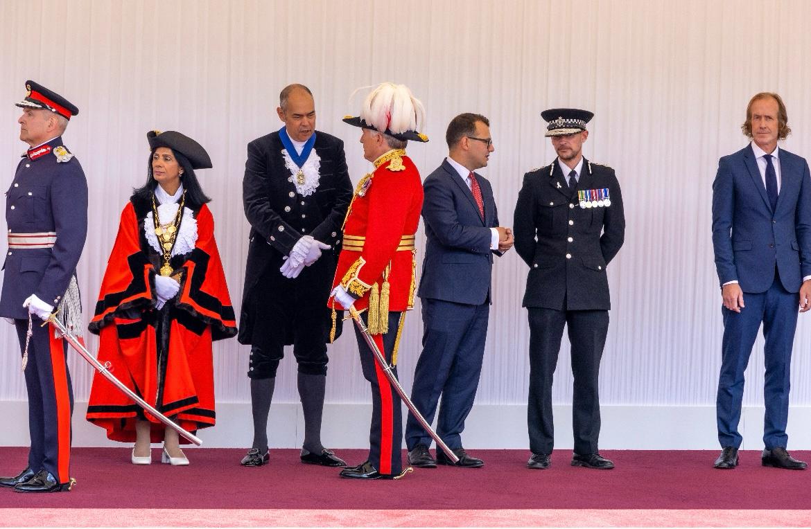 It was a real honour to be in Windsor yesterday for a State Visit meet the King Charles and the Queen Camilla. Also welcoming French President Macron and his wife.