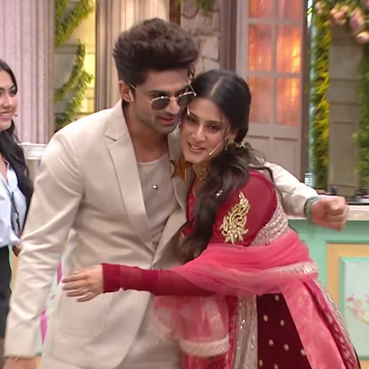 sparklesschzrl's tweet image. Ohhh bhaisaab 😭😭

#LaughterChefs2 #AbhishekKumar