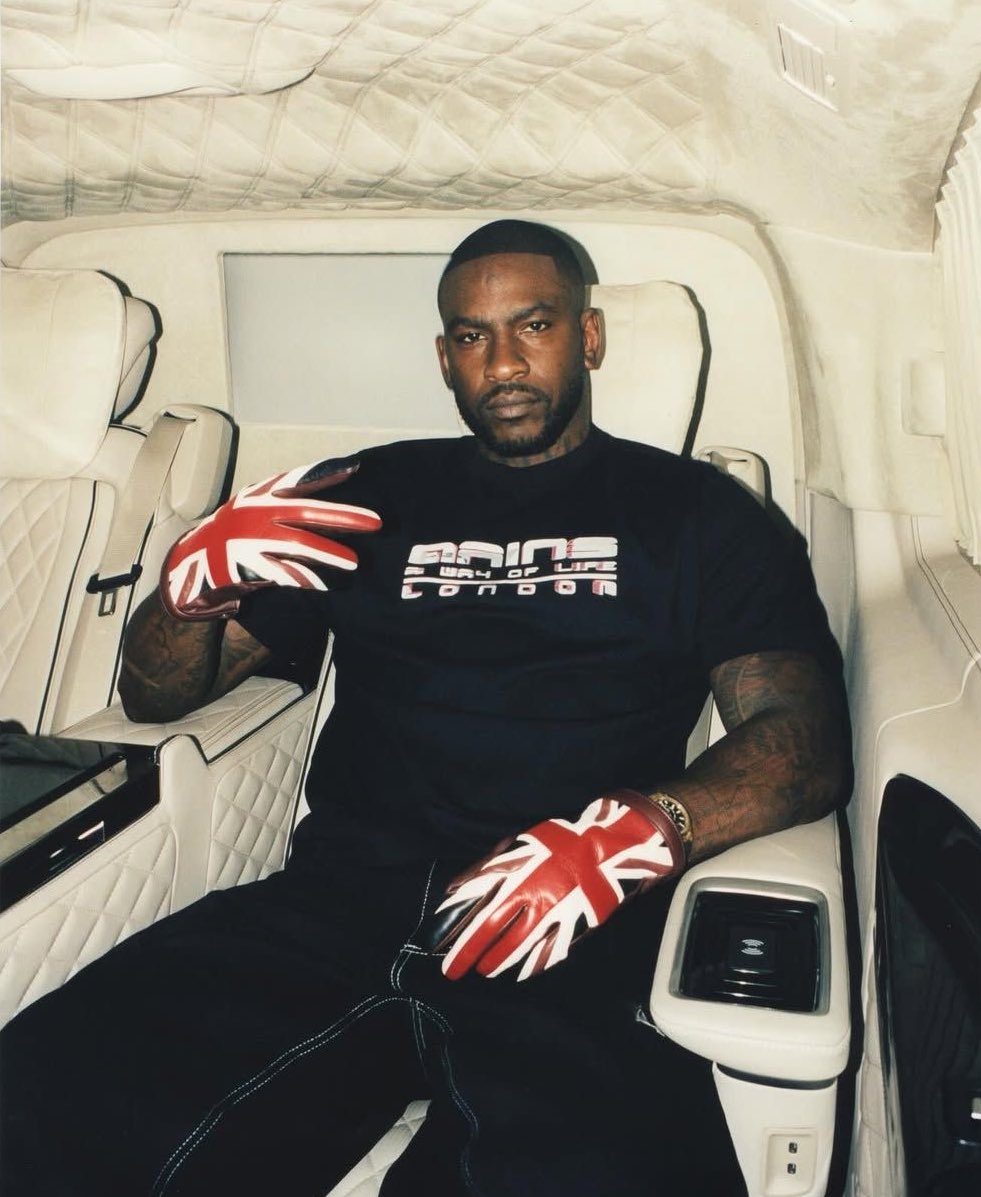 ASAP_ROCKY_Frr's tweet image. 🚨 LE RAPPEUR SKEPTA VA SORTIR UN DISSTRACK CONTRE A$AP ROCKY ! 

&quot;Ce n’est pas une embrouille, Rocky c’est la famille. 

Mais le rap, c’est un sport : de la même manière qu’on se clashe dans la rue, on peut le faire sur un disque.&quot;