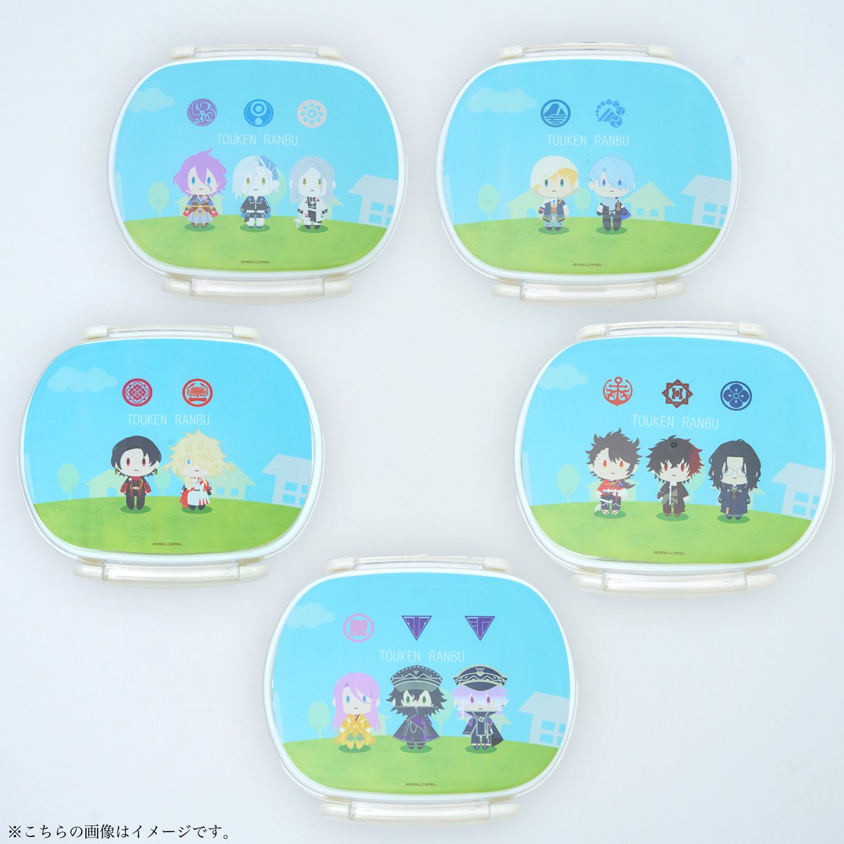 【🌸新商品紹介🌸】
刀剣乱舞ONLINE 御伴散歩 ランチボックス（全5種税込1320円) を7月19日(土)より池袋本店・大丸東京支店・京都支店・通信販売所・POP UP支店にて発売致します。

詳しくは公式HPをご確認ください
touken-yorozuya.com/item/

#刀剣乱舞 #とうらぶ #万屋本舗
