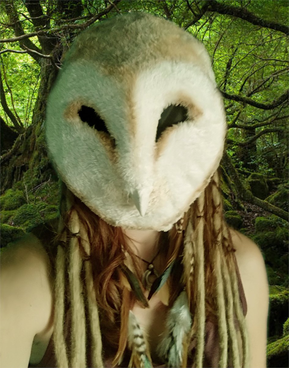 YulSerket's tweet photo. 🌿🪶Máscara lechuza 🪶🌿
Me encanta diseñar máscaras, pero no tengo ya sitio donde guardarlas f..
Si os interesa hago por encargo personalizada como querais, solo decirme por MD 🌱
#druid #druids #yaelokre #animalmask #mask #ritual #rituals #chaman #cult #natureart #owl https://t.co/InHlKjJ4zP