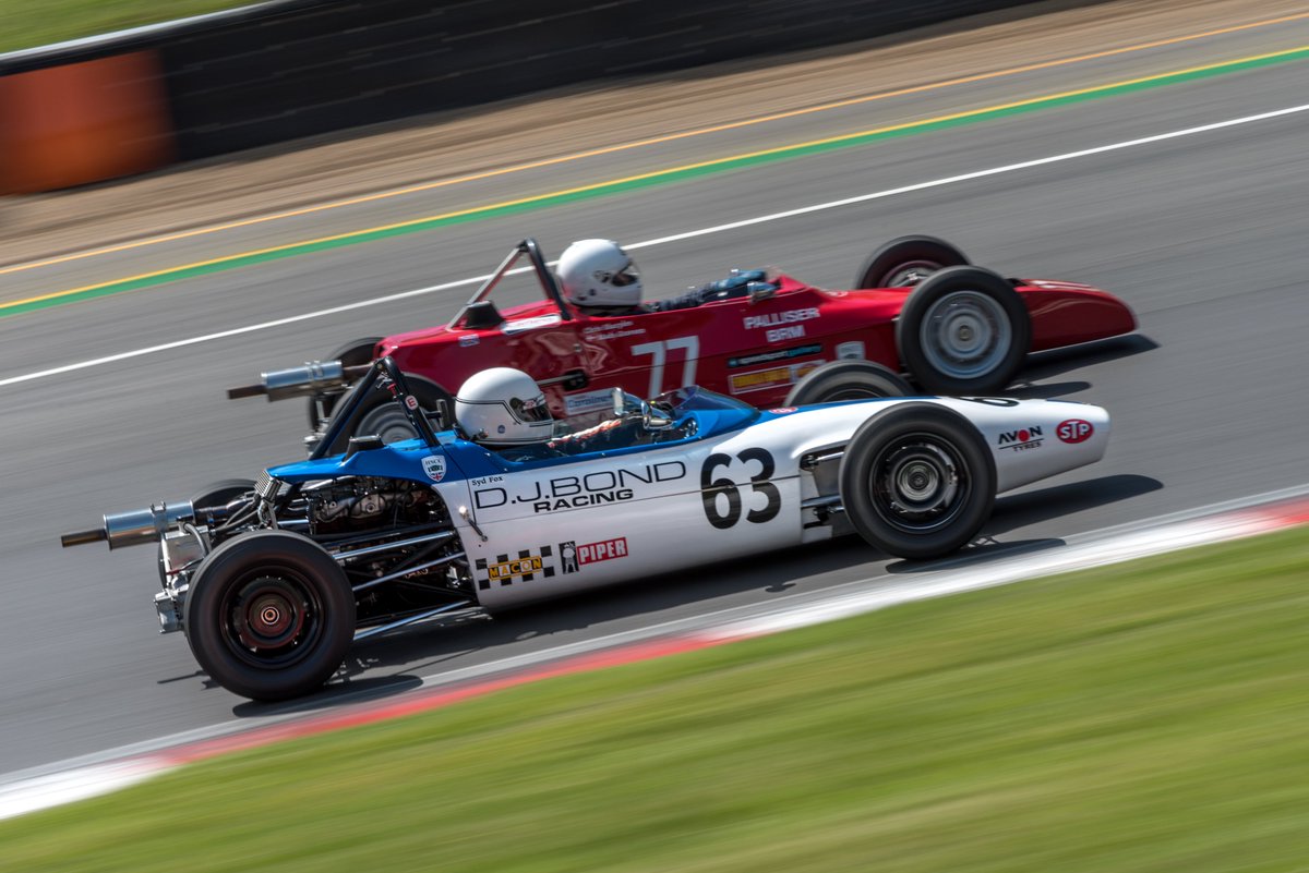 There's only 24 hours left to secure discounted tickets for this weekend's HSCC Legends of Brands Hatch Superprix! ⏱

Book before 4pm tomorrow (Thursday) to save on this two-day festival of historic racing 🎟 Under-13s go FREE!

🔗: brandshatch.co.uk/2025/august/br…