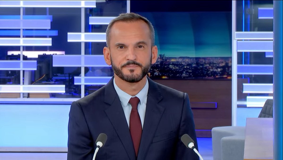 eniow_'s tweet image. #AudiencesTV @franceinfo Mar. 08-07-2025
Belles performances pour #Le23H de @jcgaleazzi hier sur @franceinfo :
📌 122 000 téléspectateurs
➡️ 1,6% PdA 4+
