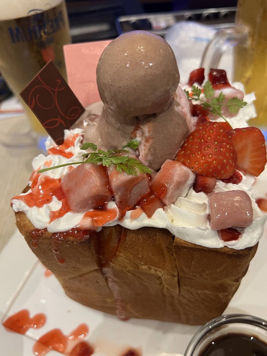 🧜‍♀️爵色 tweet media