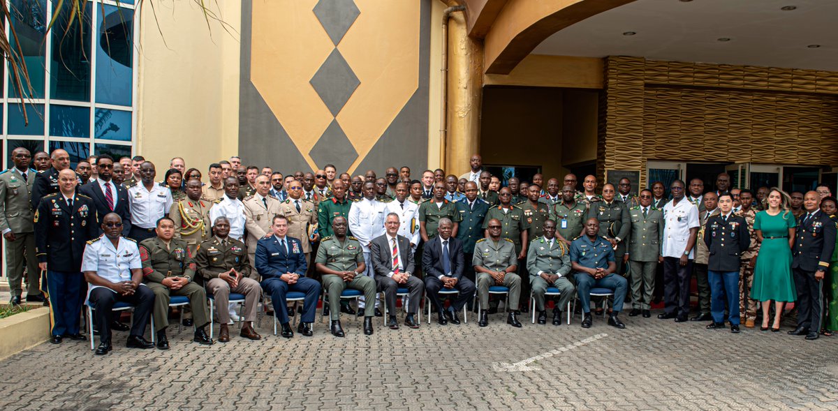 USAfricaCommand's tweet image. Strategic minds, united at #AE2025.
Cyber experts and senior leaders from 28 African nations and international partners gathered in Benin to strengthen secure, interoperable networks and advance regional cyber resilience.
#Benin #CyberSecurity #StrongerTogether @USEmbassyBenin