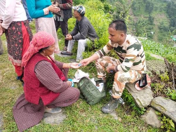 GoodMediaApp's tweet image. जय हिन्द! 
सेना के जवान आपदा में देवदूत बनकर बचा रहे हैं लोगों की जान
#CITYNEWS #citychannel #cityreporthimachal #Goodmedia