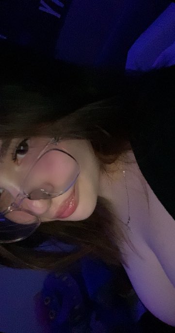 I don’t bite…. Unless 🫦