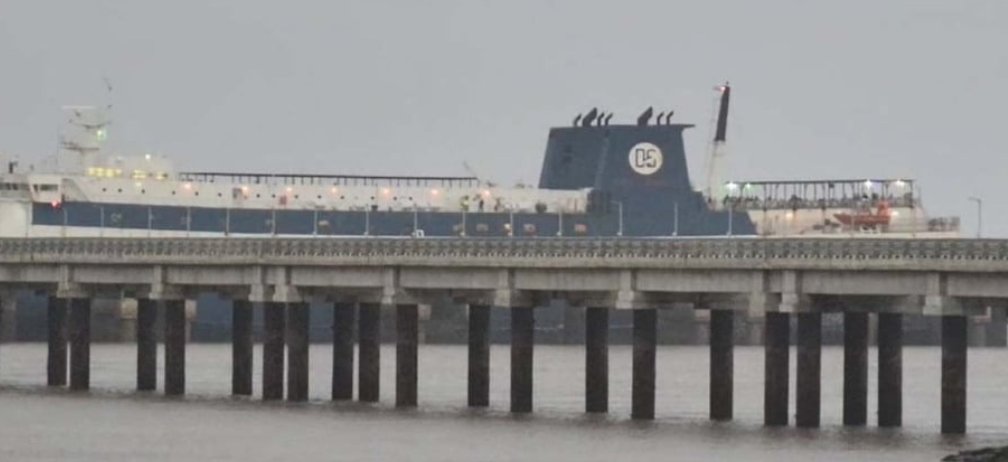 Over 200 get stranded as Ghogha-Hazira Ro-Pax ferry gets stuck off Bhavnagar coast